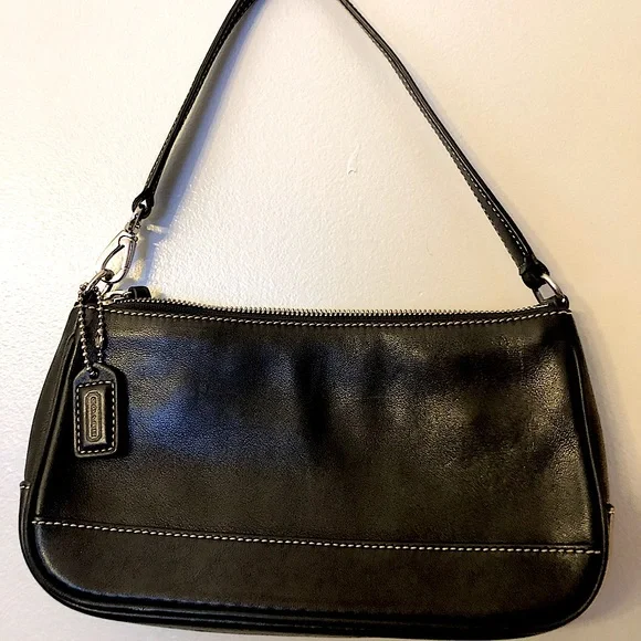 Coach Shoulder Bag lightly used!
